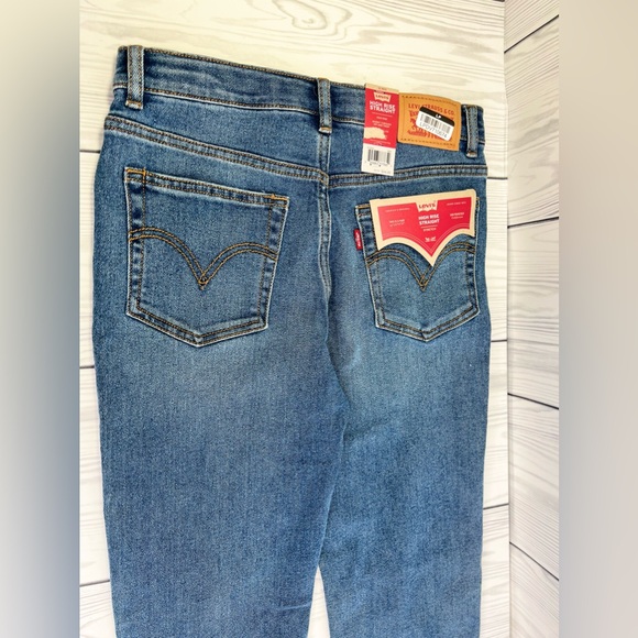 Levi’s HIGH RISE STRAIGHT Jeans - Picture 7 of 8